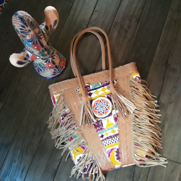 🌸🌵Vintage Addiction Tote🌼🌵 - Picture 1 of 8